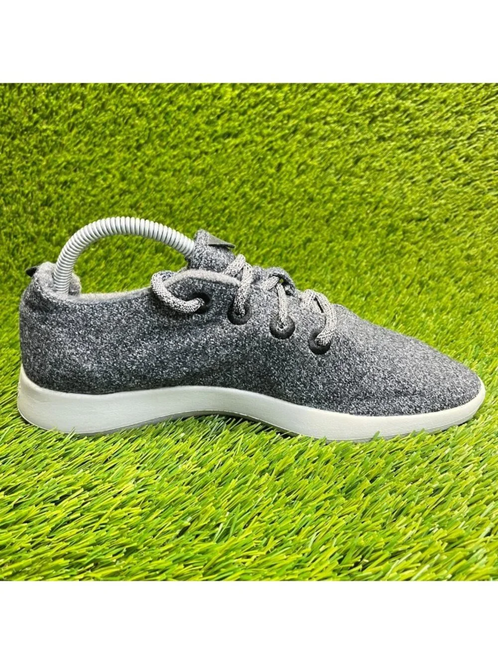Allbirds Wool Runners Mens Size 9 Gray White Athletic Walking Shoes Sneakers